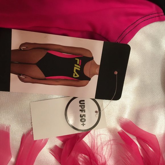 CUTE little quality fila bathing suit and summer hat set! - Picture 4 of 10